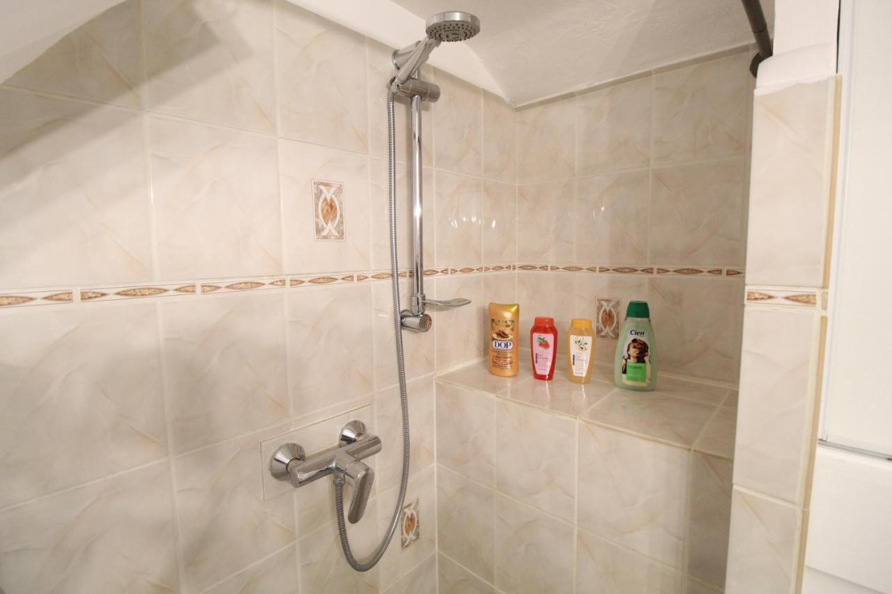 Studio Atypique Et Cosy, Classe "Gite De France" 5Min Centre, 15Min Gare, Lit Queen Size "Climatisation, Netflix Et Wifi, Parking, Lave Vaisselle, Boite A Cles Pour Arrivee Tardive - Gites La Tarine Albertville Kültér fotó